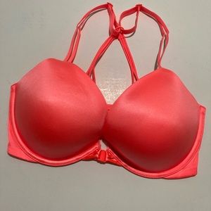 Victoria’s Secret very sexy push up 34DD